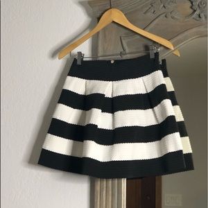 Ginger G , stretch / pleated skirt
